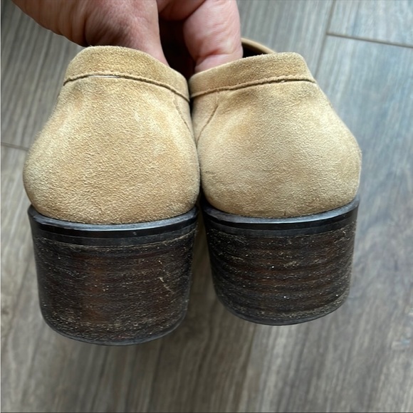 Stuart Weitzman tan suede animal print loafers. Size 7,5 B - Picture 13 of 15